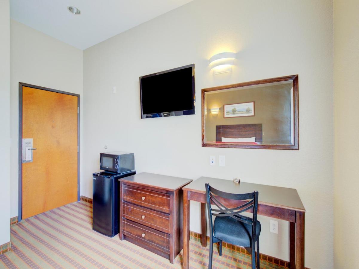 Hotel Dilley Grand エクステリア 写真