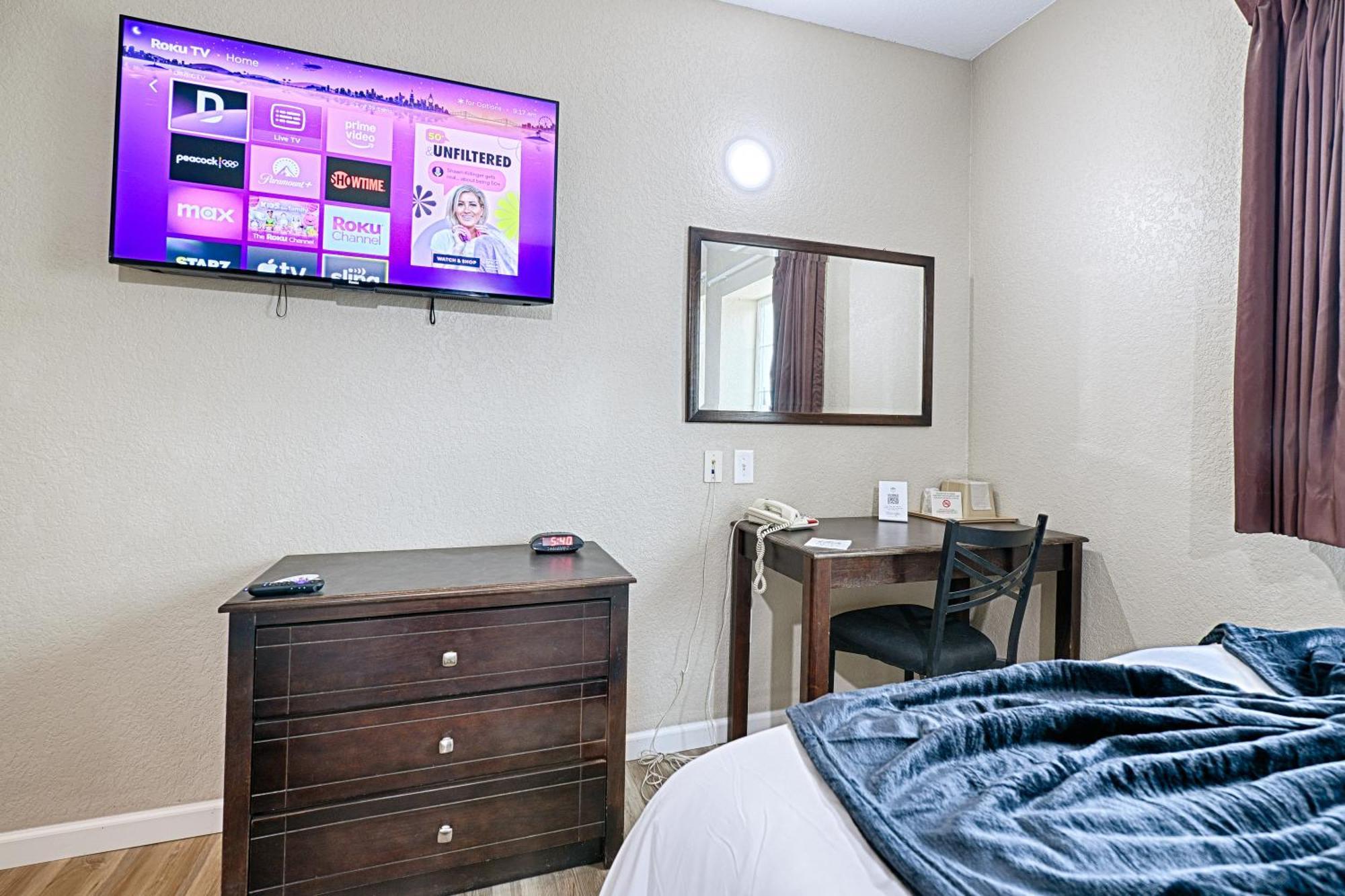 Hotel Dilley Grand エクステリア 写真